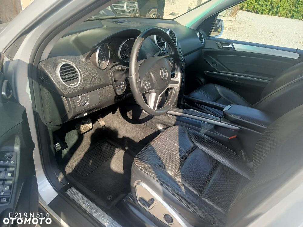Mercedes-Benz ML 350 CDI 4Matic 7G-TRONIC DPF Grand Edition - 15