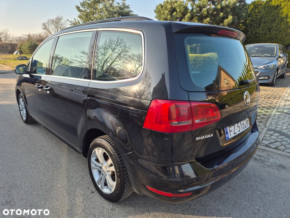Volkswagen Sharan 2.0 TDI Comfortline DSG - 6