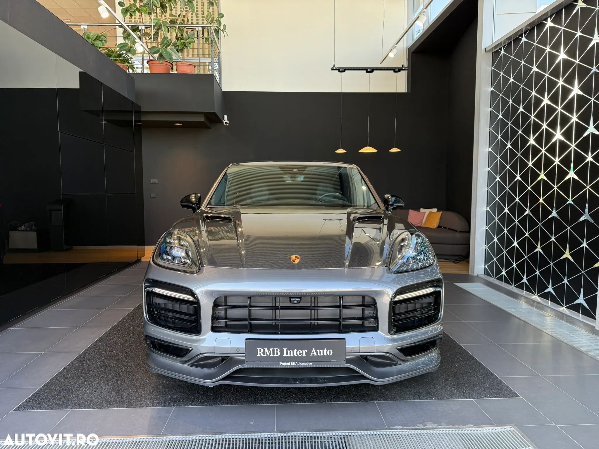 Porsche Cayenne Coupe Turbo - 1