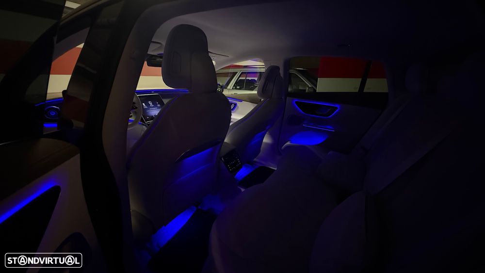 Mercedes-Benz EQE - 24