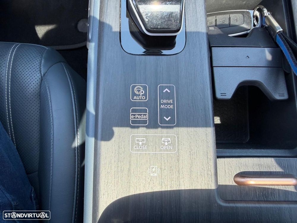Nissan Ariya 63 kWh Evolve Carr. 22kW + Pack Sport - 28