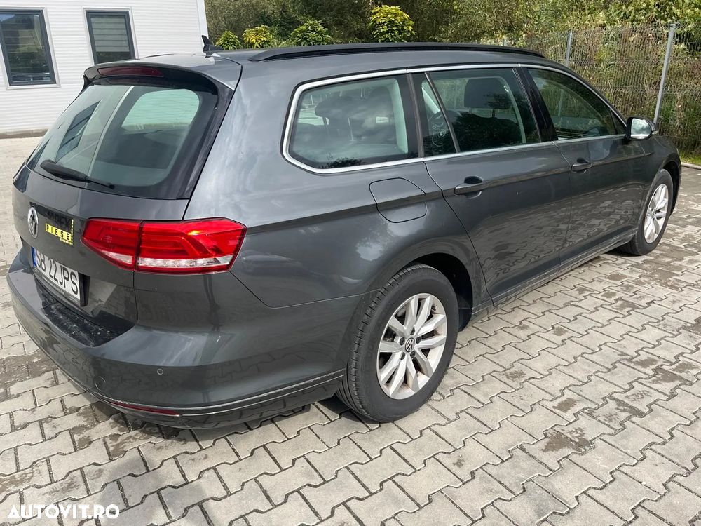Volkswagen Passat - 18