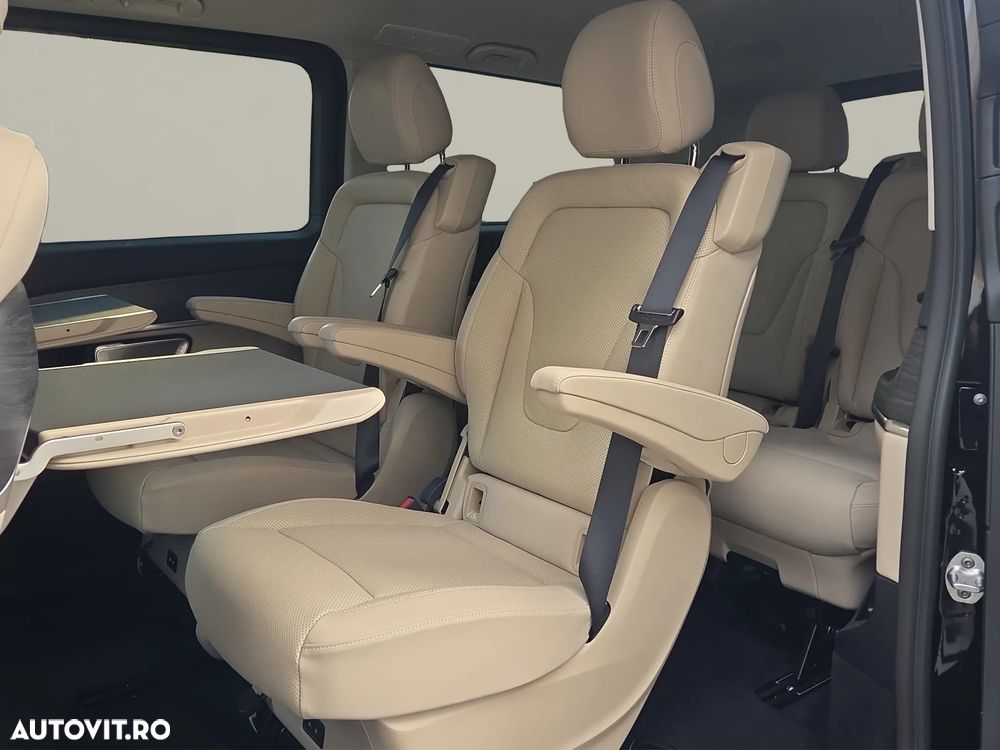 Mercedes-Benz V 300 d Extralang 4Matic 9G-TRONIC Exclusive - 13