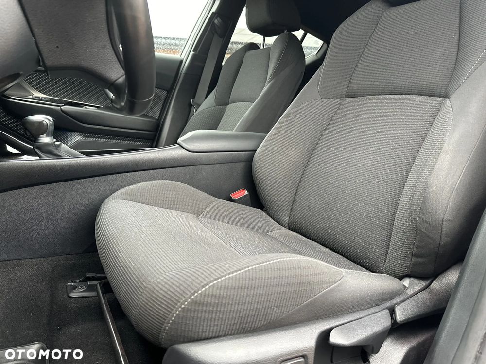 Toyota C-HR 1.8 Hybrid Dynamic - 29