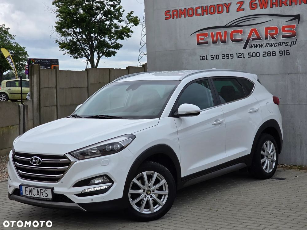 Hyundai Tucson 2.0 CRDi 4WD Automatik Advantage - 24