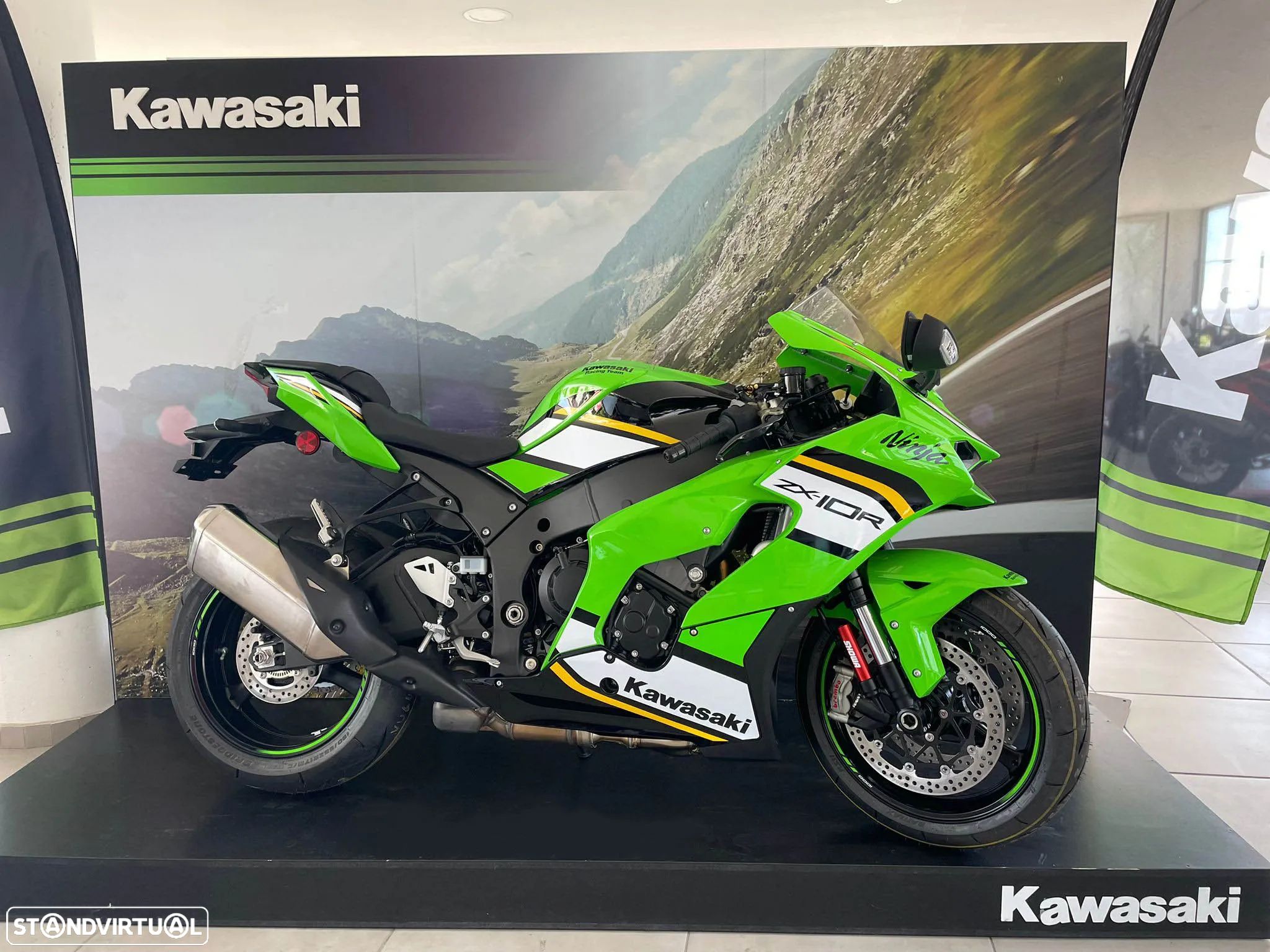 Kawasaki Ninja ZX-10R - 1
