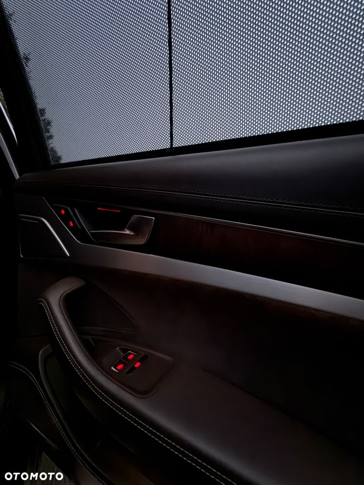 Audi A8 4.2 TDI Quattro - 10