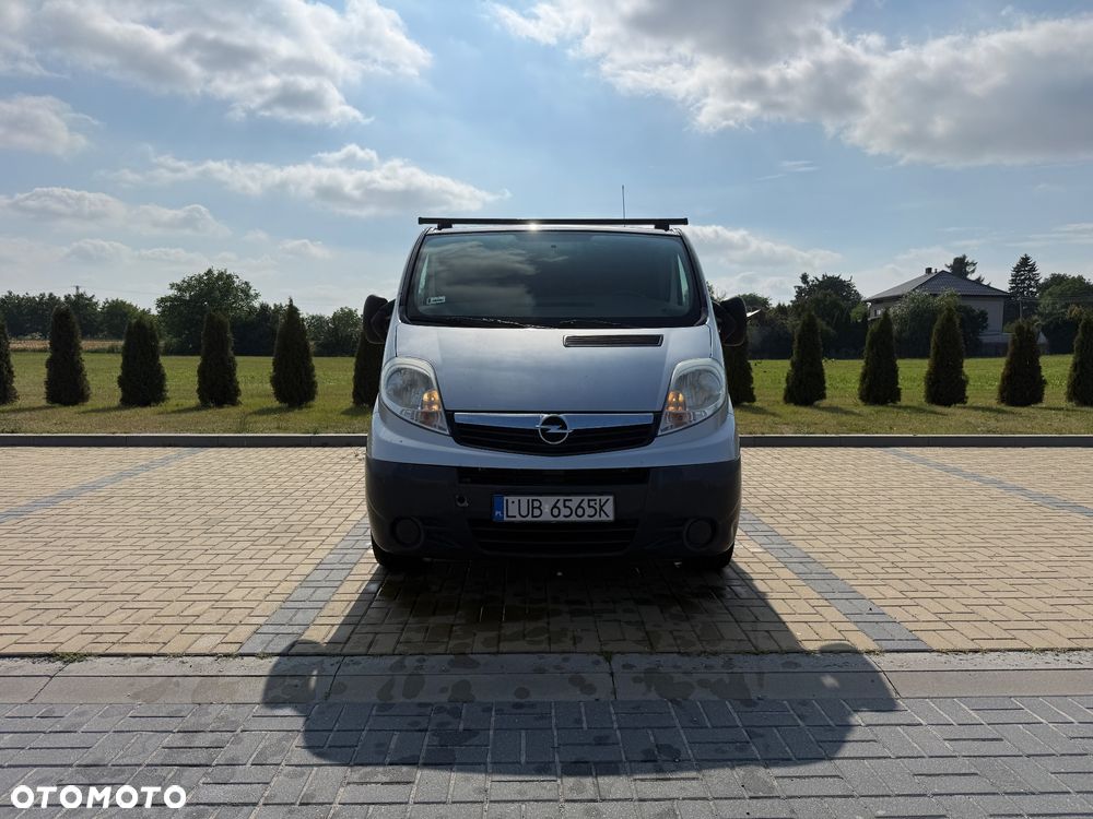 Opel Vivaro - 2
