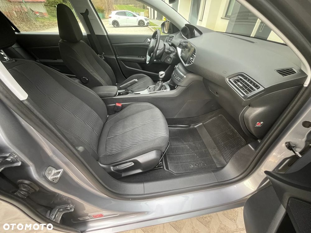 Peugeot 308 1.2 PureTech Active S&S - 10