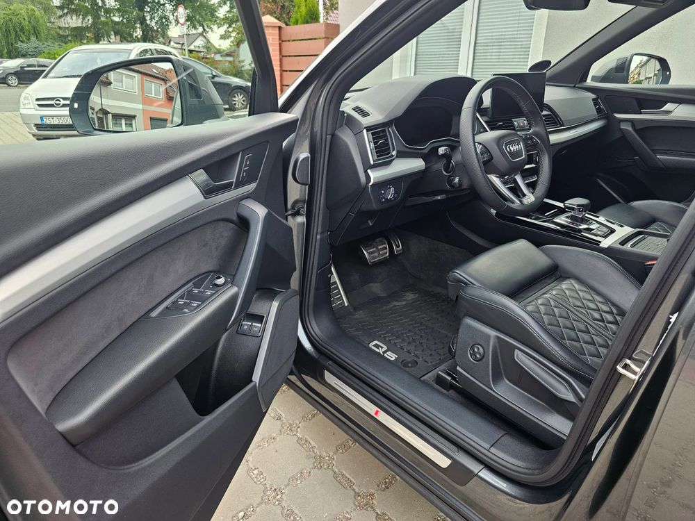 Audi Q5 55 TFSI e Quattro S Line S tronic - 18