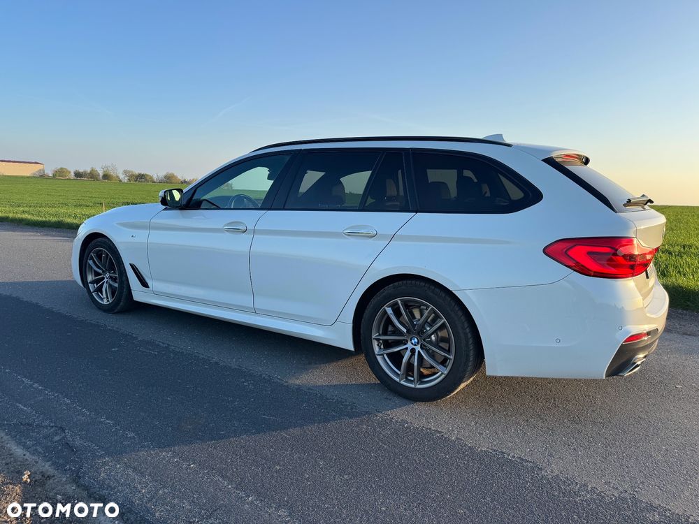 BMW Seria 5 520d xDrive M Sport sport - 14
