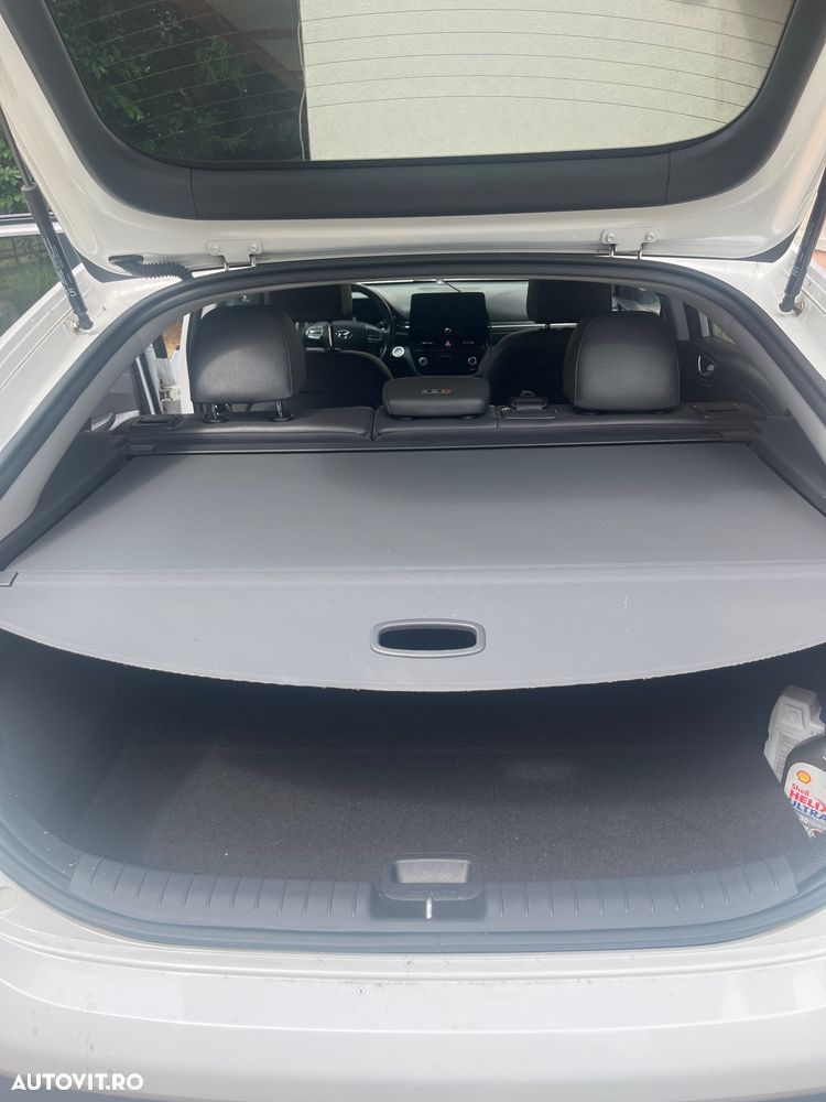 Hyundai IONIQ 141CP Exclusive - 15