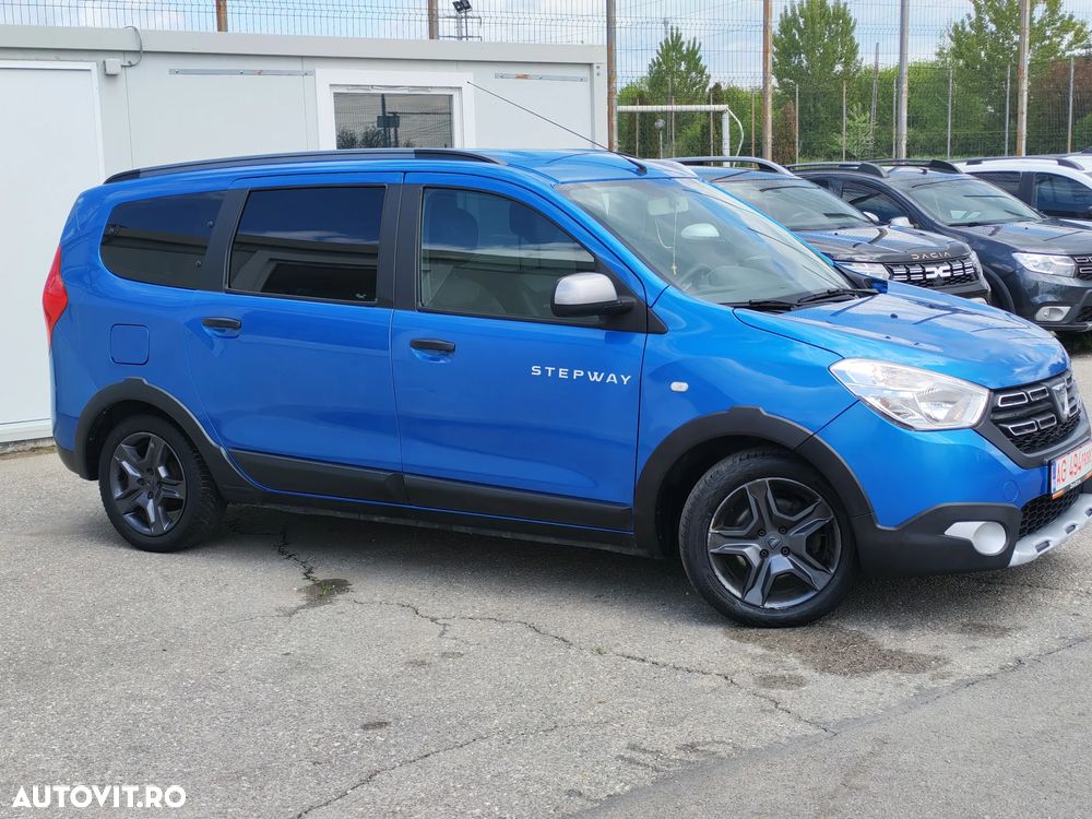 Dacia Lodgy dCi 110 Stepway Celebration - 3