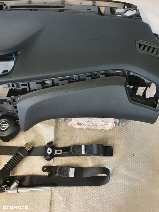 Nissan Qashqai J11 J12 deska konsola airbag pasy - 6