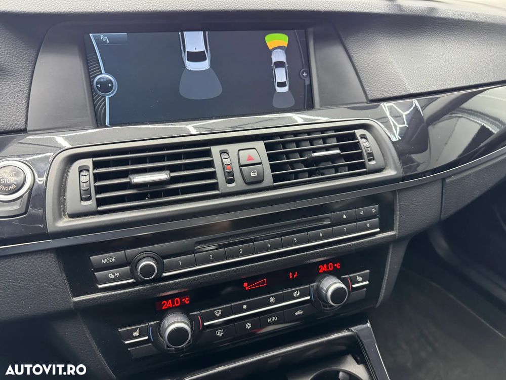 BMW Seria 5 520d Aut. - 23