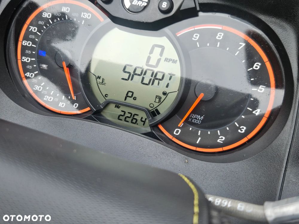 Can-Am Outlander - 23