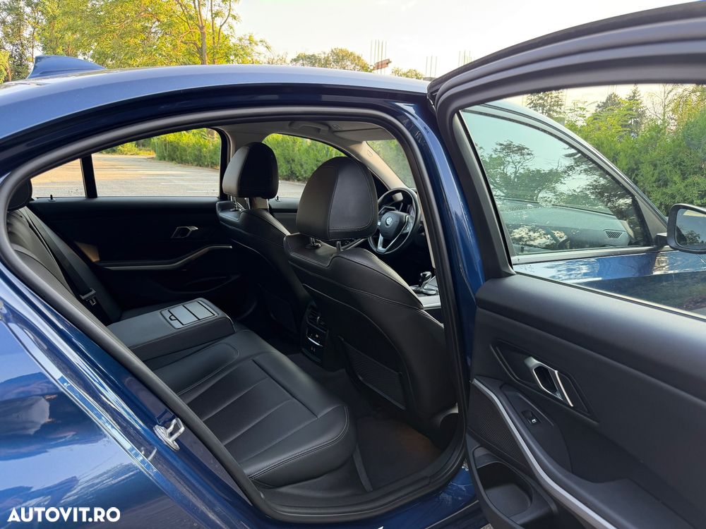 BMW Seria 3 316d AT MHEV - 15