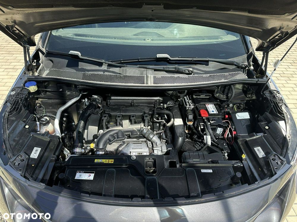 Peugeot 3008 1.6 THP Allure S&S EAT6 - 33