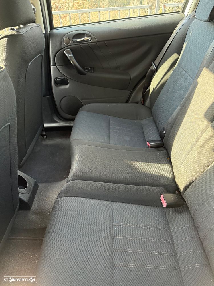 Alfa Romeo 147 1.9 JTD Executive - 6