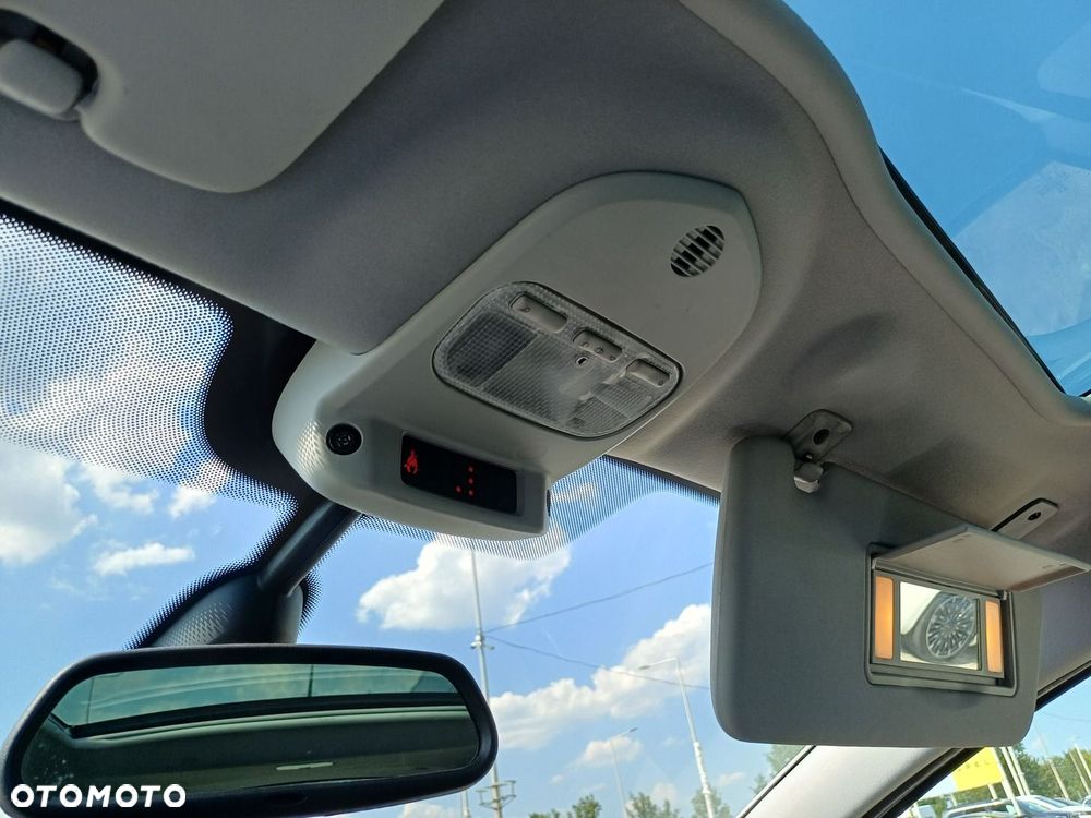 Peugeot 3008 2.0 BlueHDi Allure - 21
