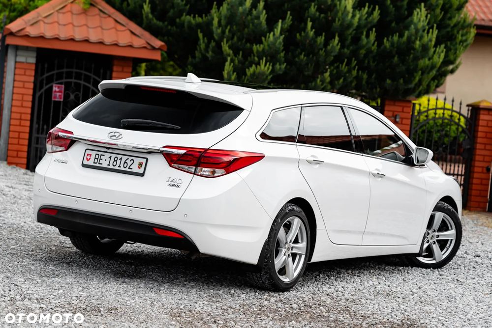 Hyundai i40 Kombi blue 1.7 CRDi DCT Premium - 10