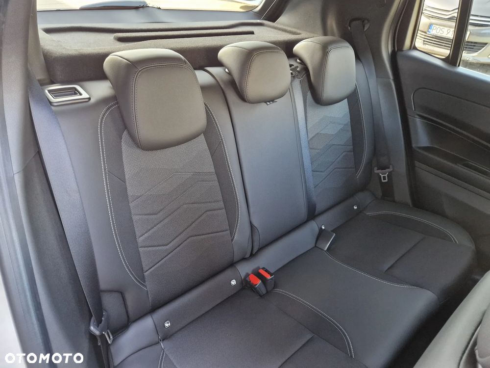 Jeep Avenger 54kWh Summit - 26