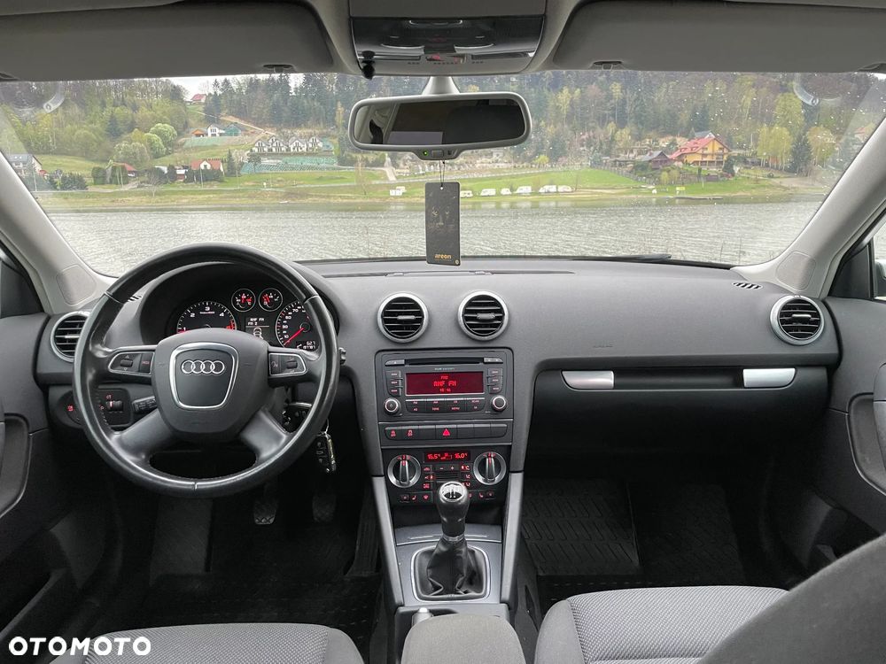 Audi A3 Sportback 1.6 TDI DPF Ambition - 28