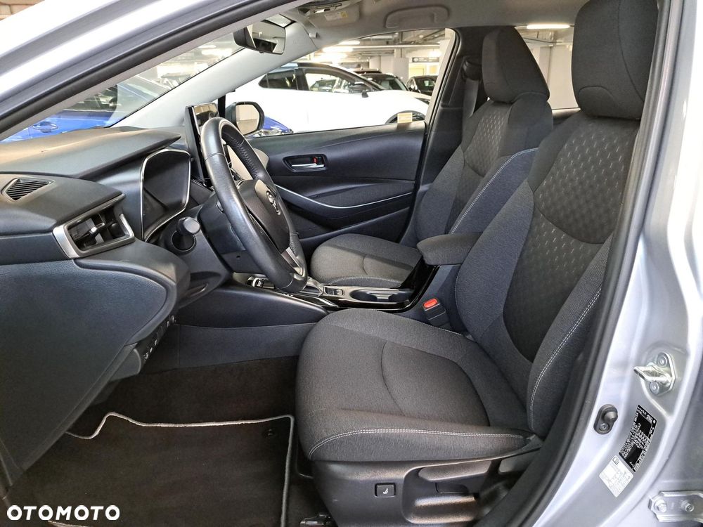 Toyota Corolla 1.8 Hybrid Comfort - 25