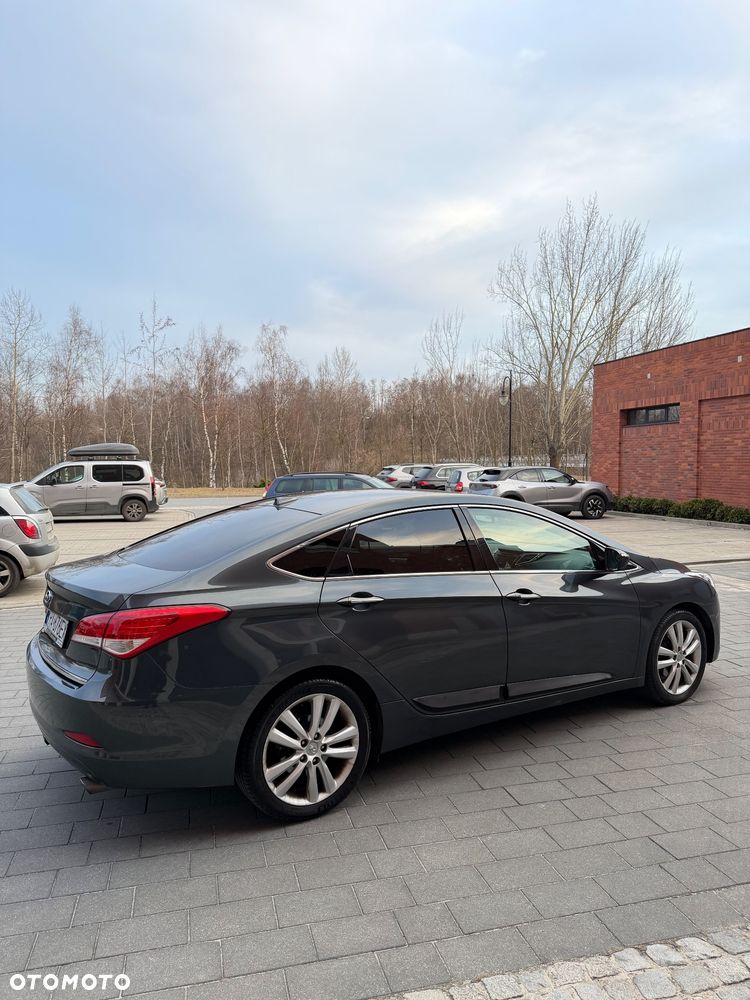 Hyundai i40 1.6 GDI Comfort + - 13