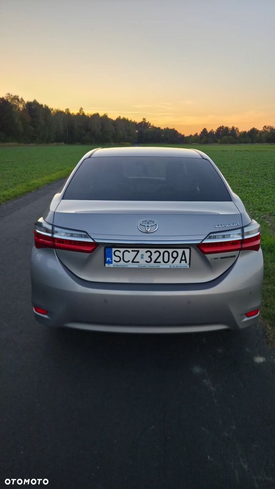 Toyota Corolla - 15