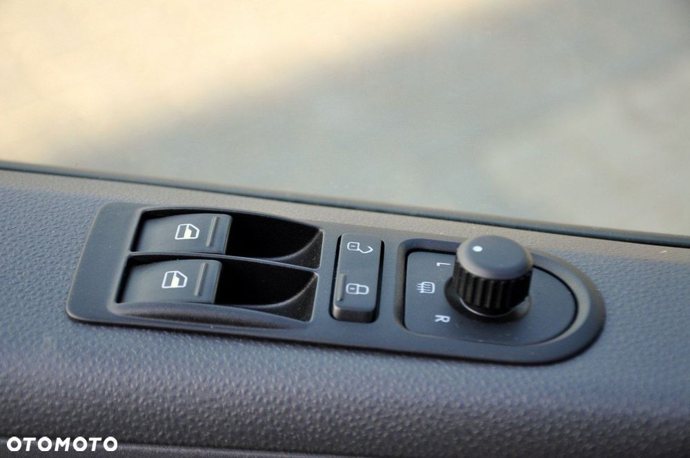 Volkswagen California - 36