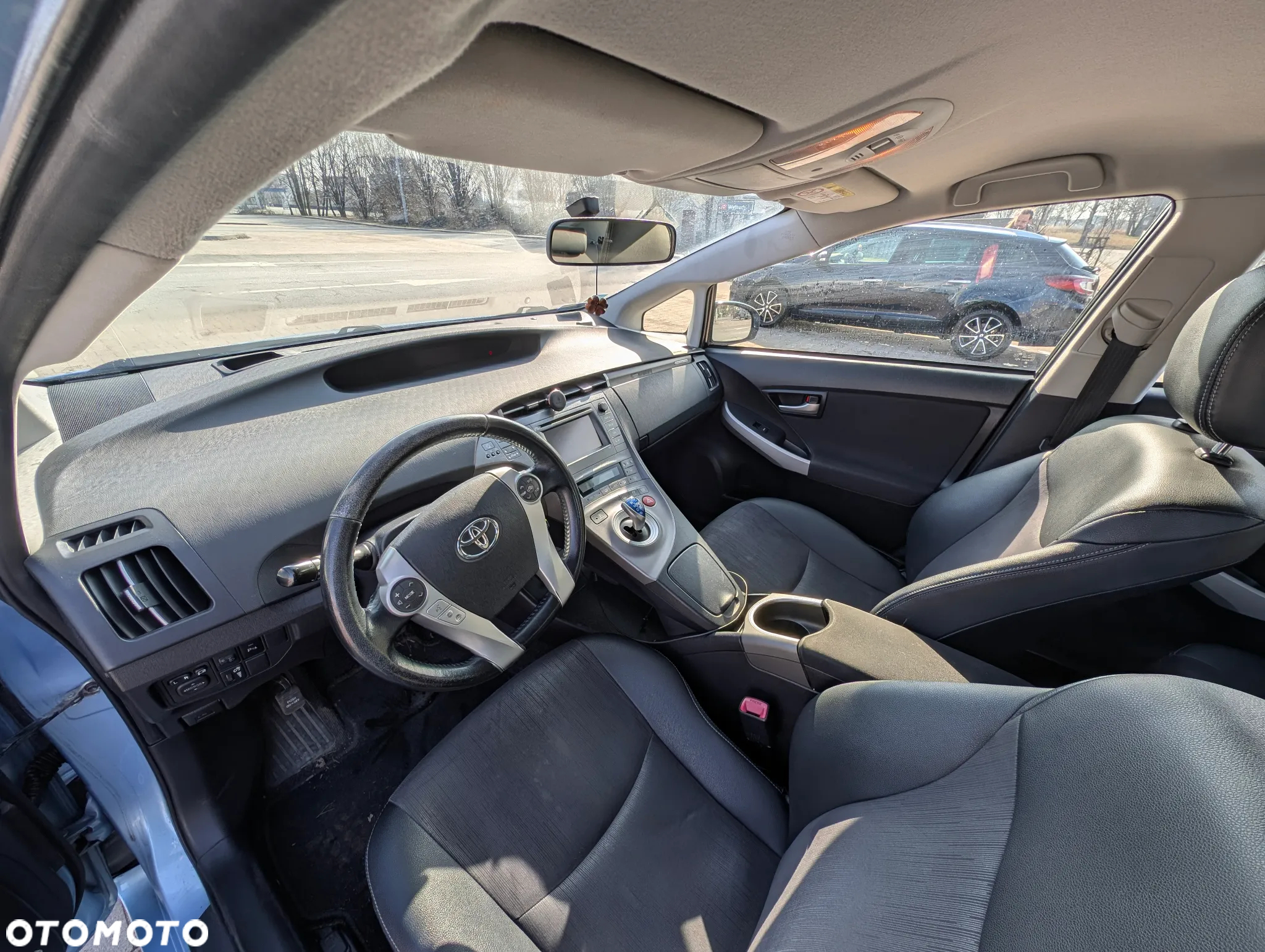 Toyota Prius Plug-in 1.8 HSD Prestige - 17