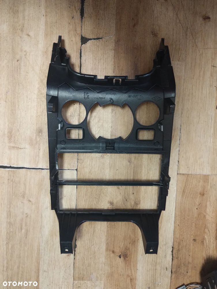 PEUGEOT 3008 I 09-16 r. RAMKA panelu klimatyzacji RADIA KONSOLA 9685099877 + - 3