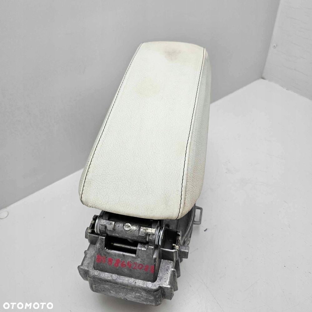 audi tt tts 8s0 podłokietnik skóra - 4