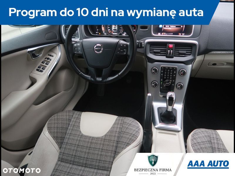 Volvo V40 - 8