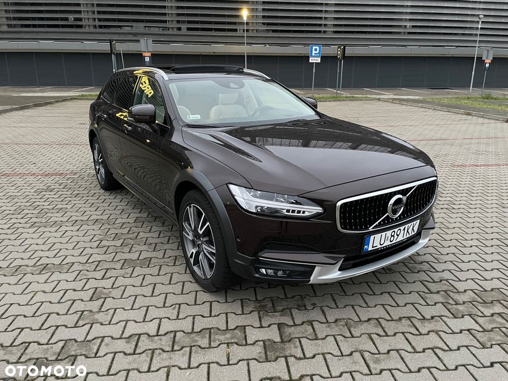 Volvo V90 D5 AWD Momentum Pro - 16