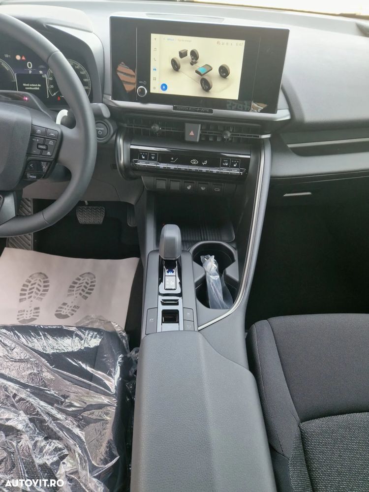 Toyota C-HR - 15
