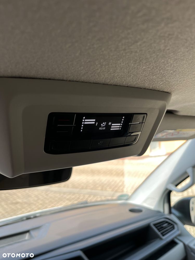 Volkswagen Transporter Kombi L2H1 - 18