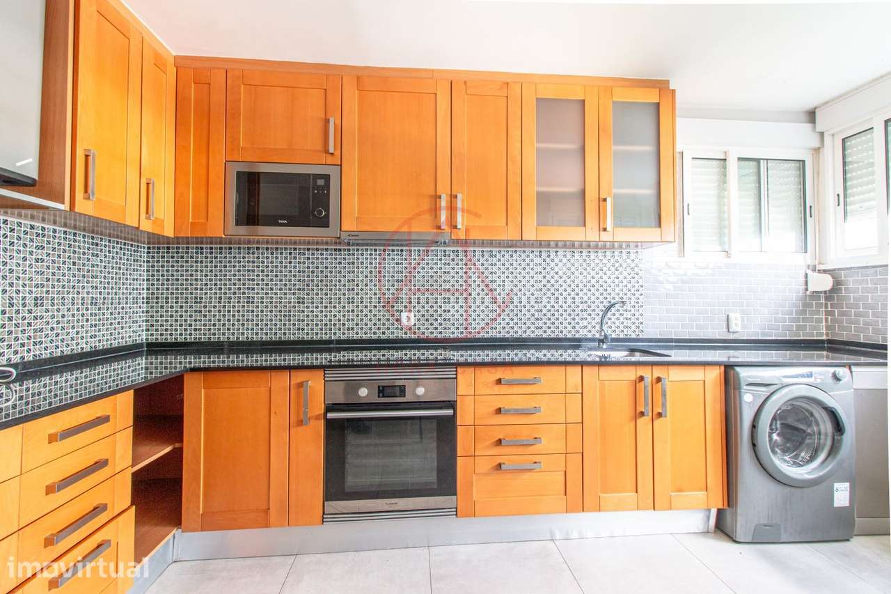 APARTAMENTO T3 - Santo António da Charneca - Grande imagem: 2/25
