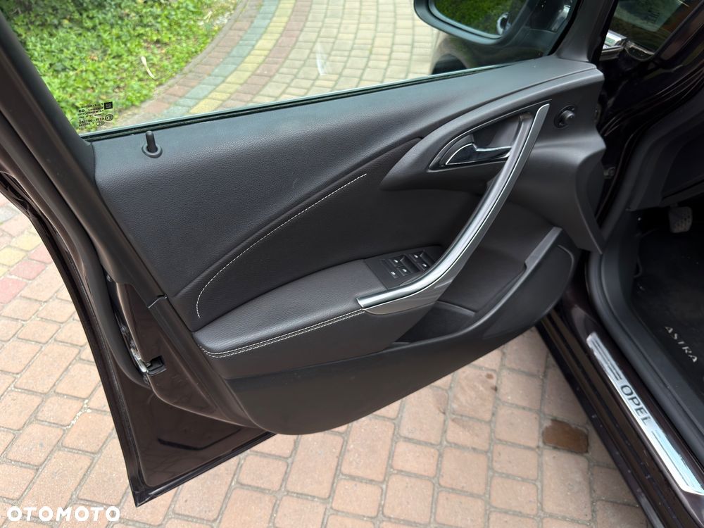 Opel Astra 1.7 CDTI Cosmo - 17