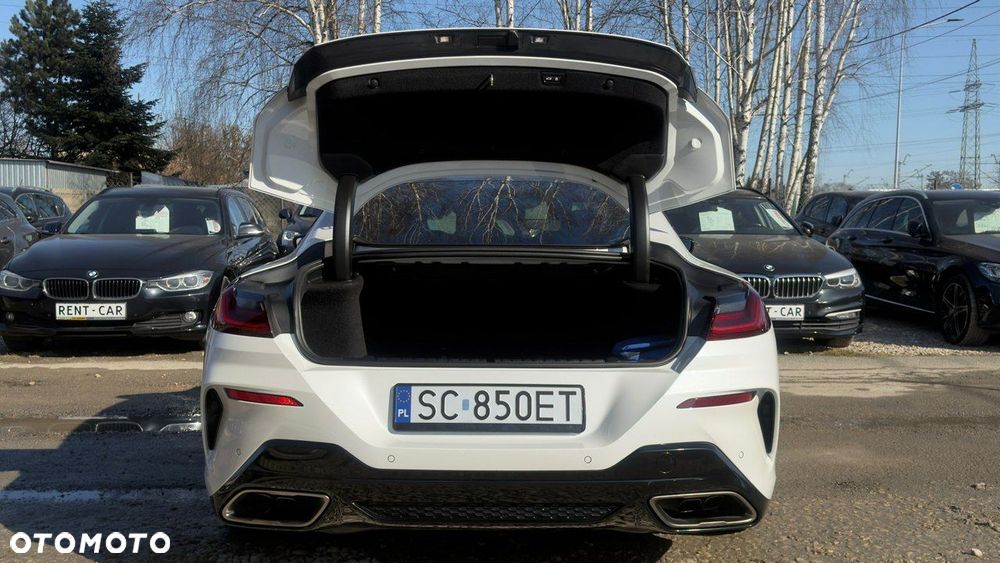BMW Seria 8 - 9