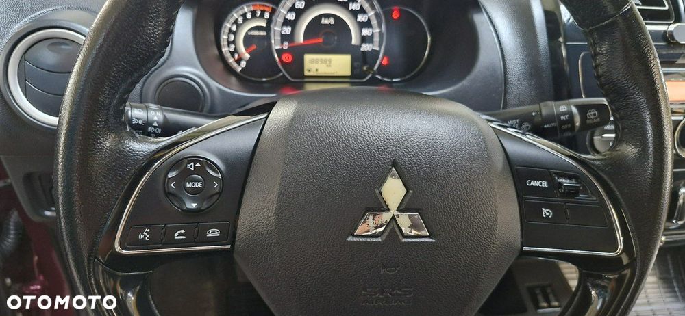 Mitsubishi Space Star - 17