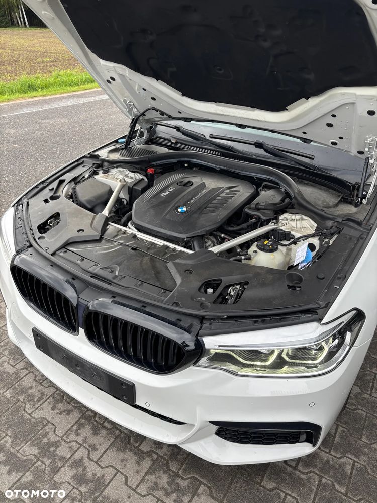BMW Seria 5 530d xDrive M Sport sport - 16