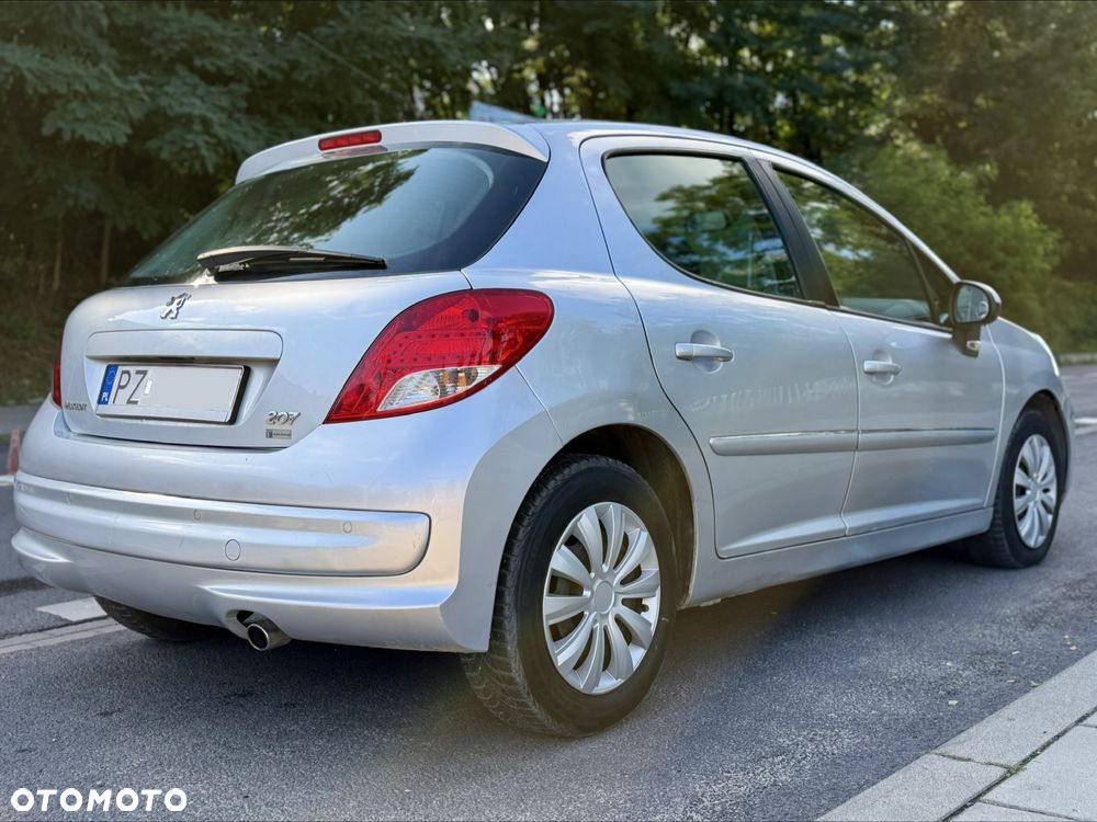 Peugeot 207 - 5