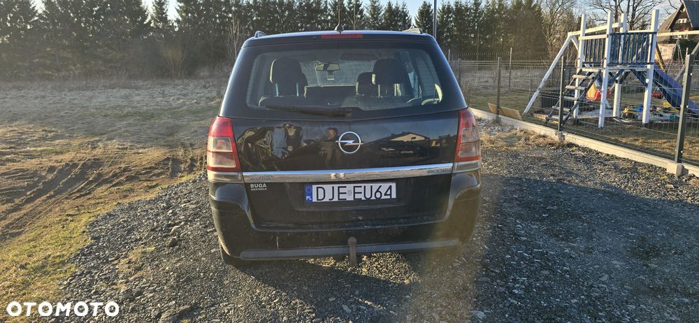 Opel Zafira - 4