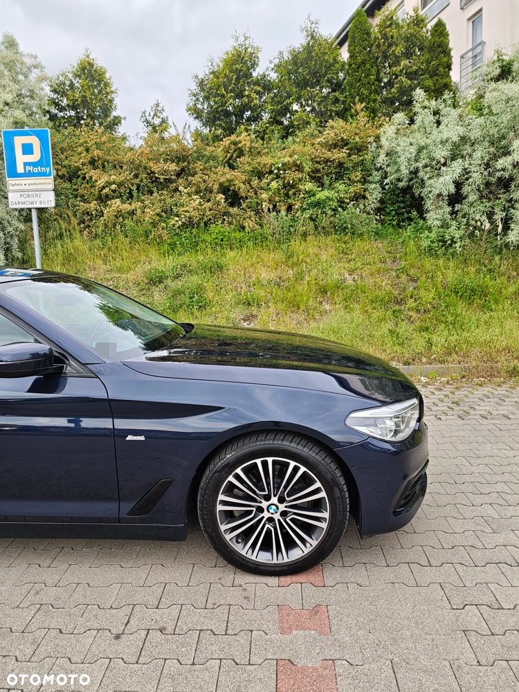 BMW Seria 5 520d Efficient Dynamics Edition Sport Line - 10