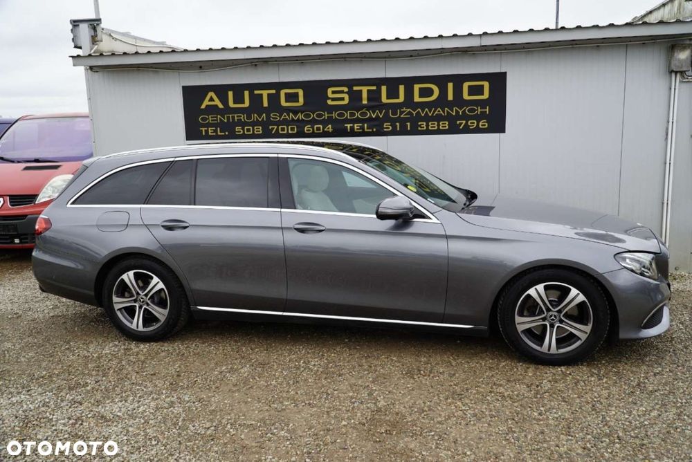 Mercedes-Benz Klasa E 220 d 9G-TRONIC Exclusive - 34