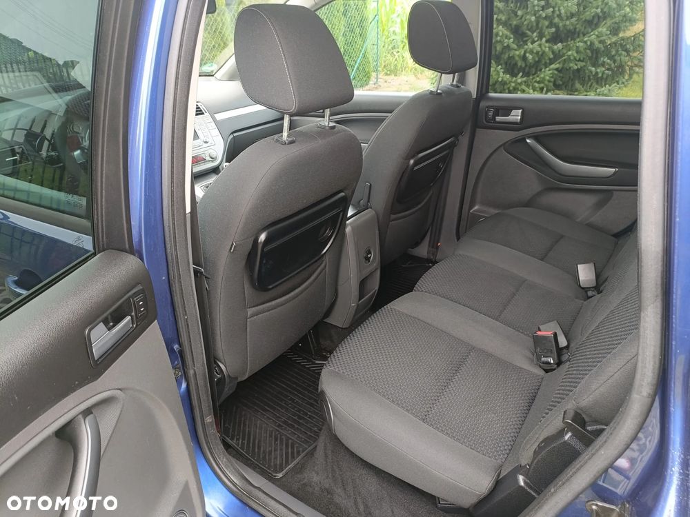 Ford C-MAX - 13