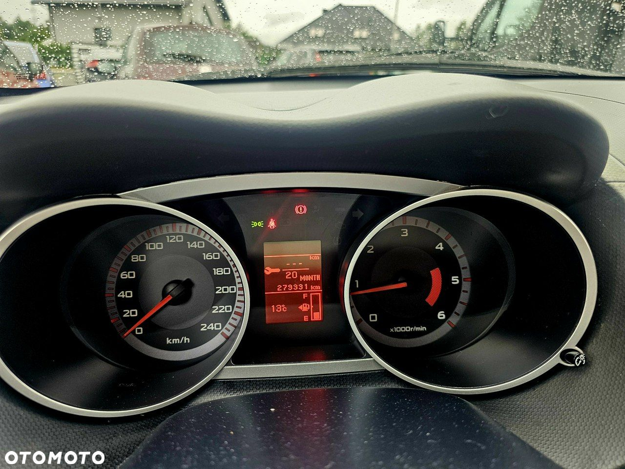 Mitsubishi Outlander 2.0 DID Intense + - 14