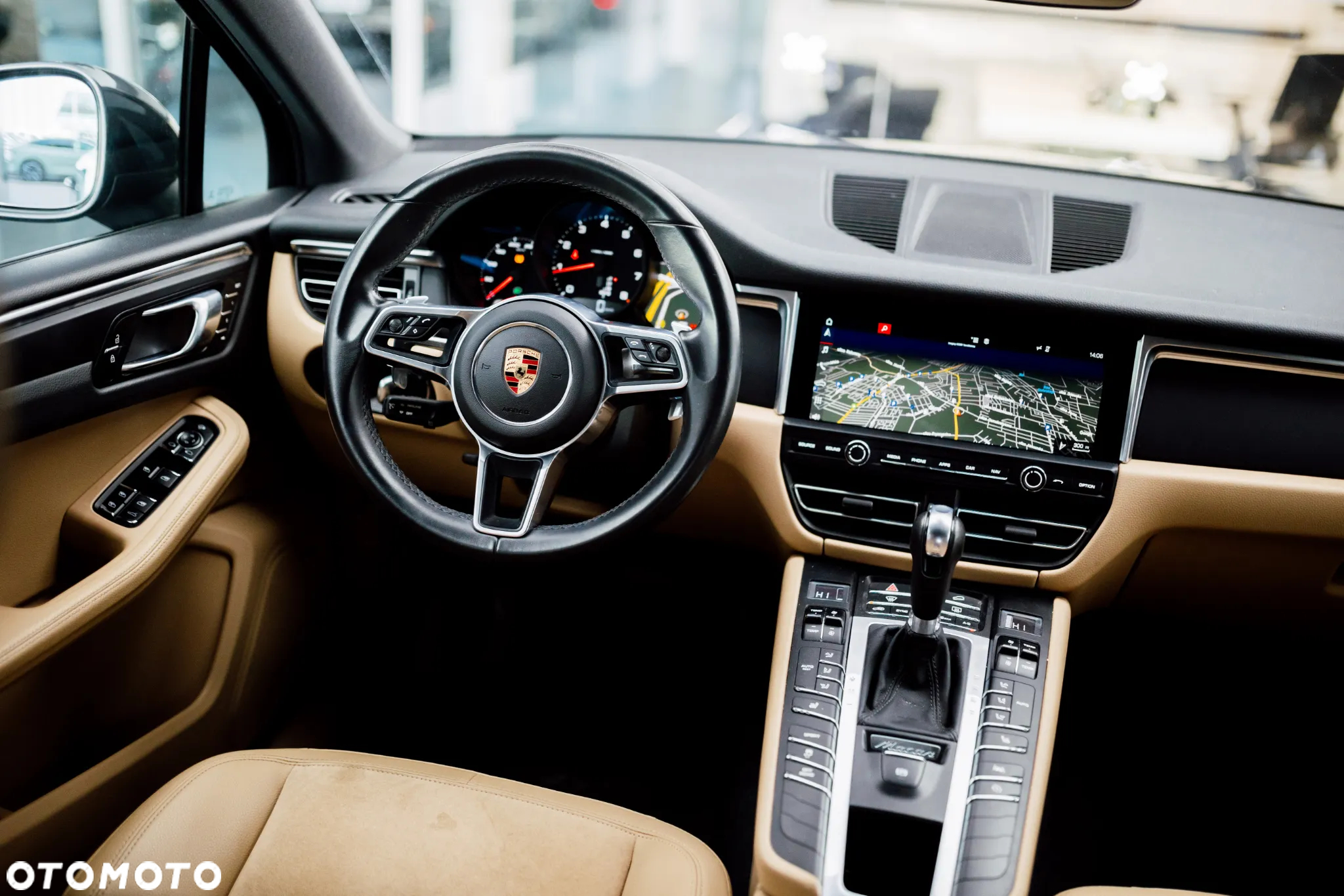 Porsche Macan Standard - 14